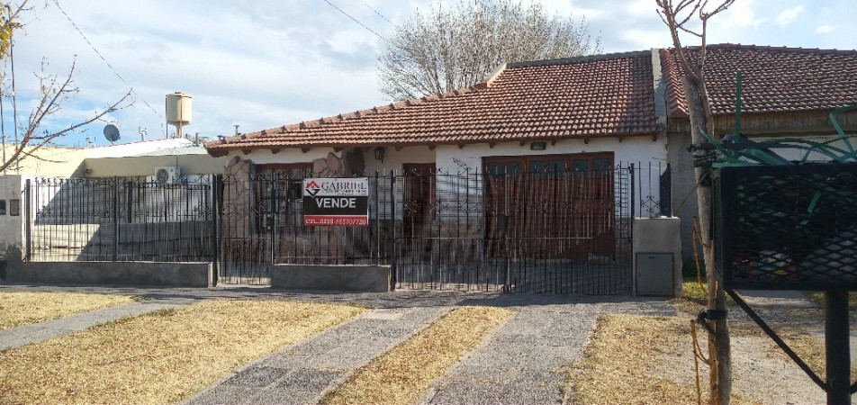 Casa en venta calle Jacinto Arauz