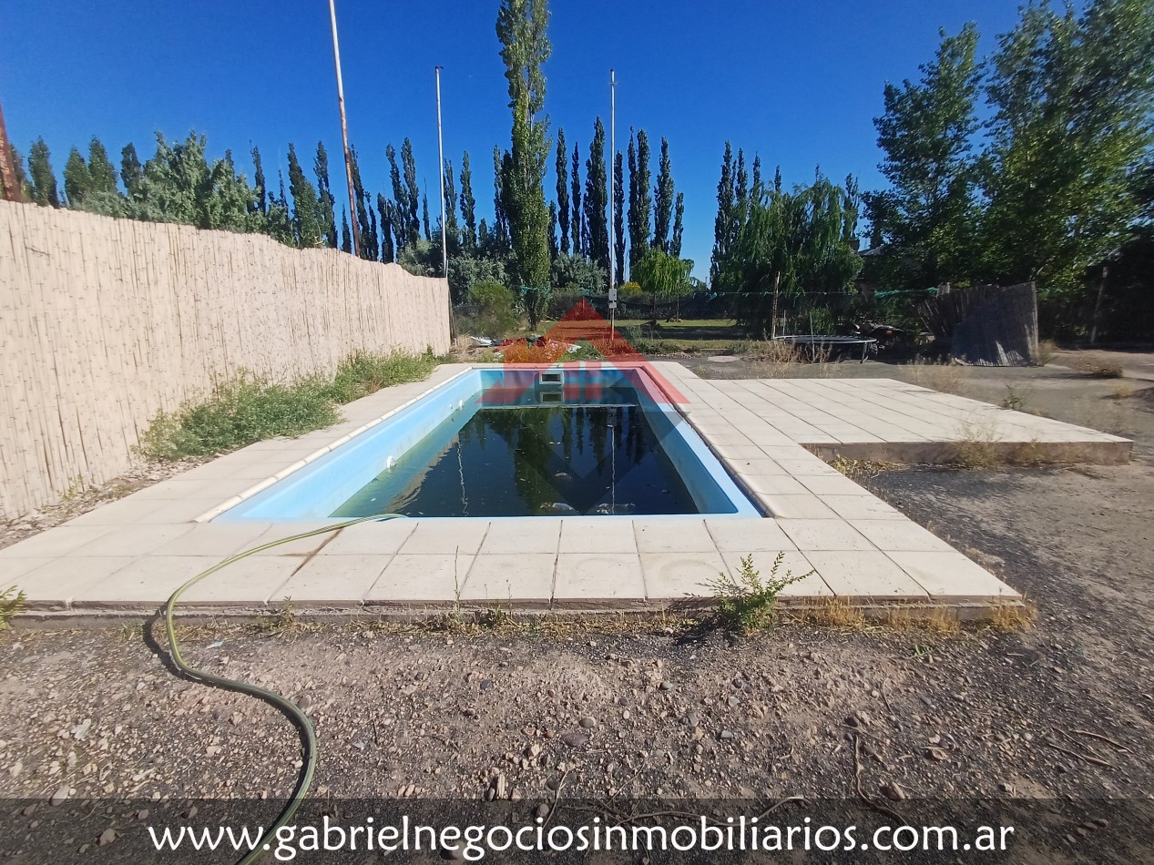 Casa con departamento  - En venta