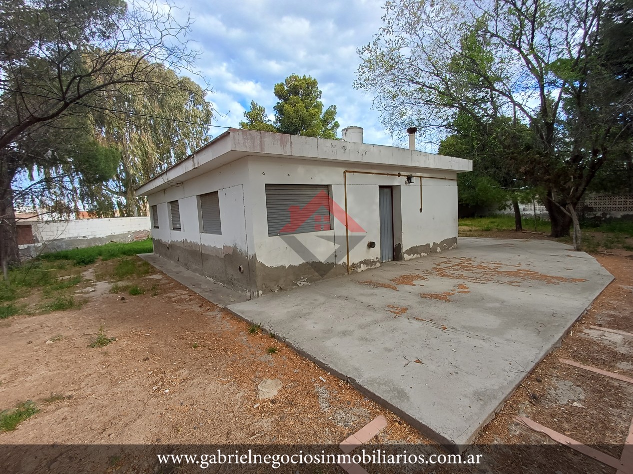 Venta casa en calle Arata