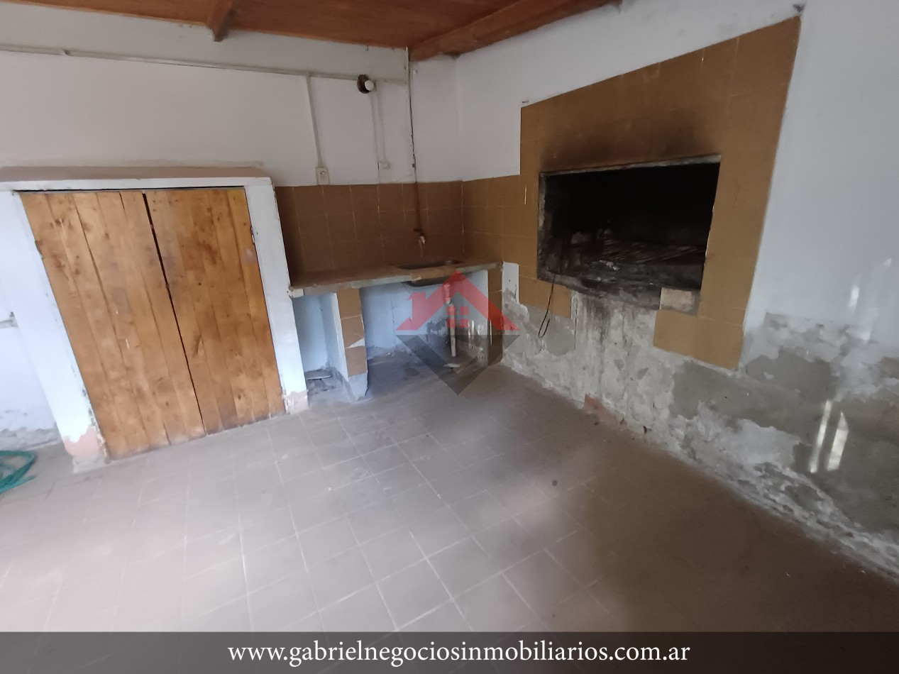 Venta casa en calle Arata