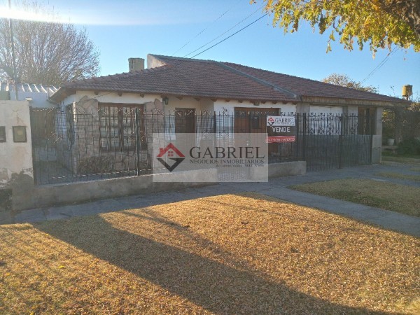 Casa en venta calle Jacinto Arauz