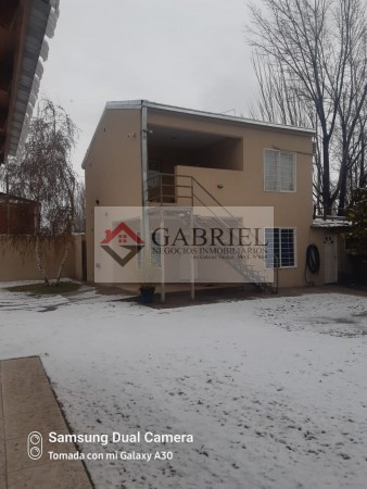 Se vende COMPLEJO de 7 departamentos - PLOTTIER