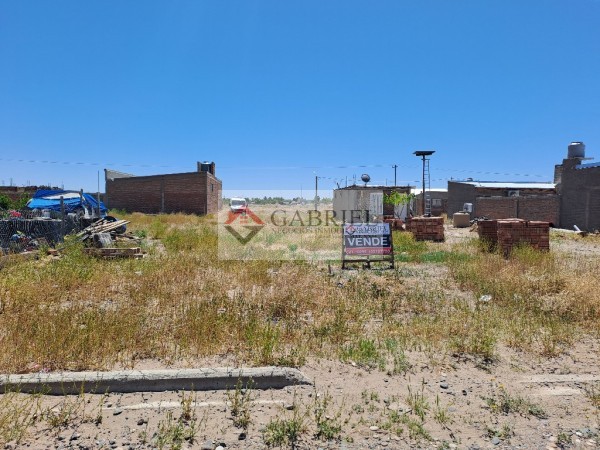 Terreno en Venta - Calle La Balsa