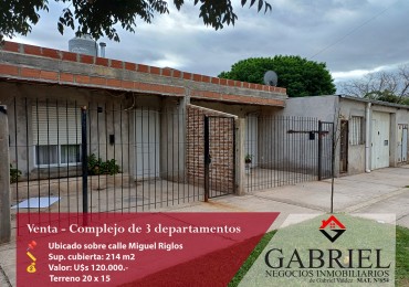 Venta Complejo de 3 departamentos